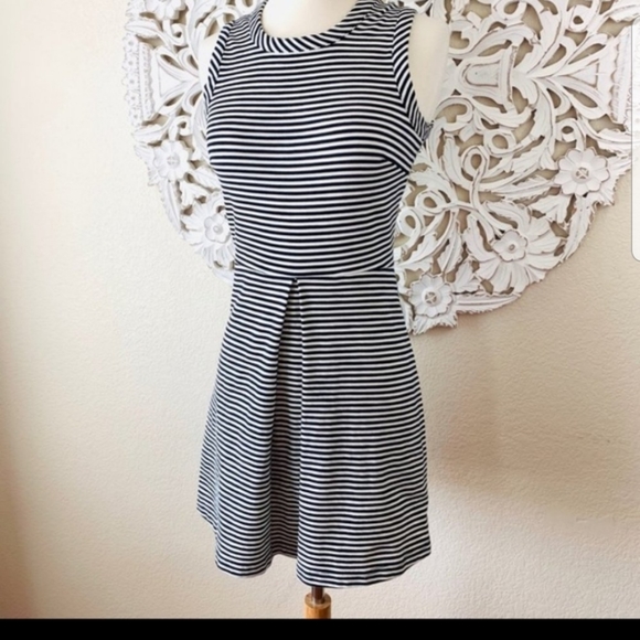 Madewell striped dress in excellent condition - Picture 3 of 8